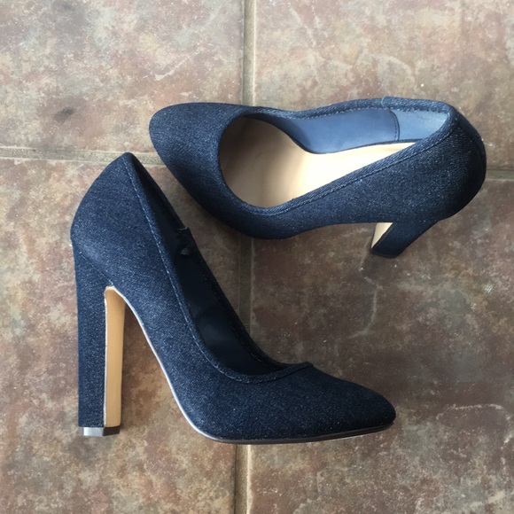 Shoe Dazzle Shoes - Blue Jean Pumps